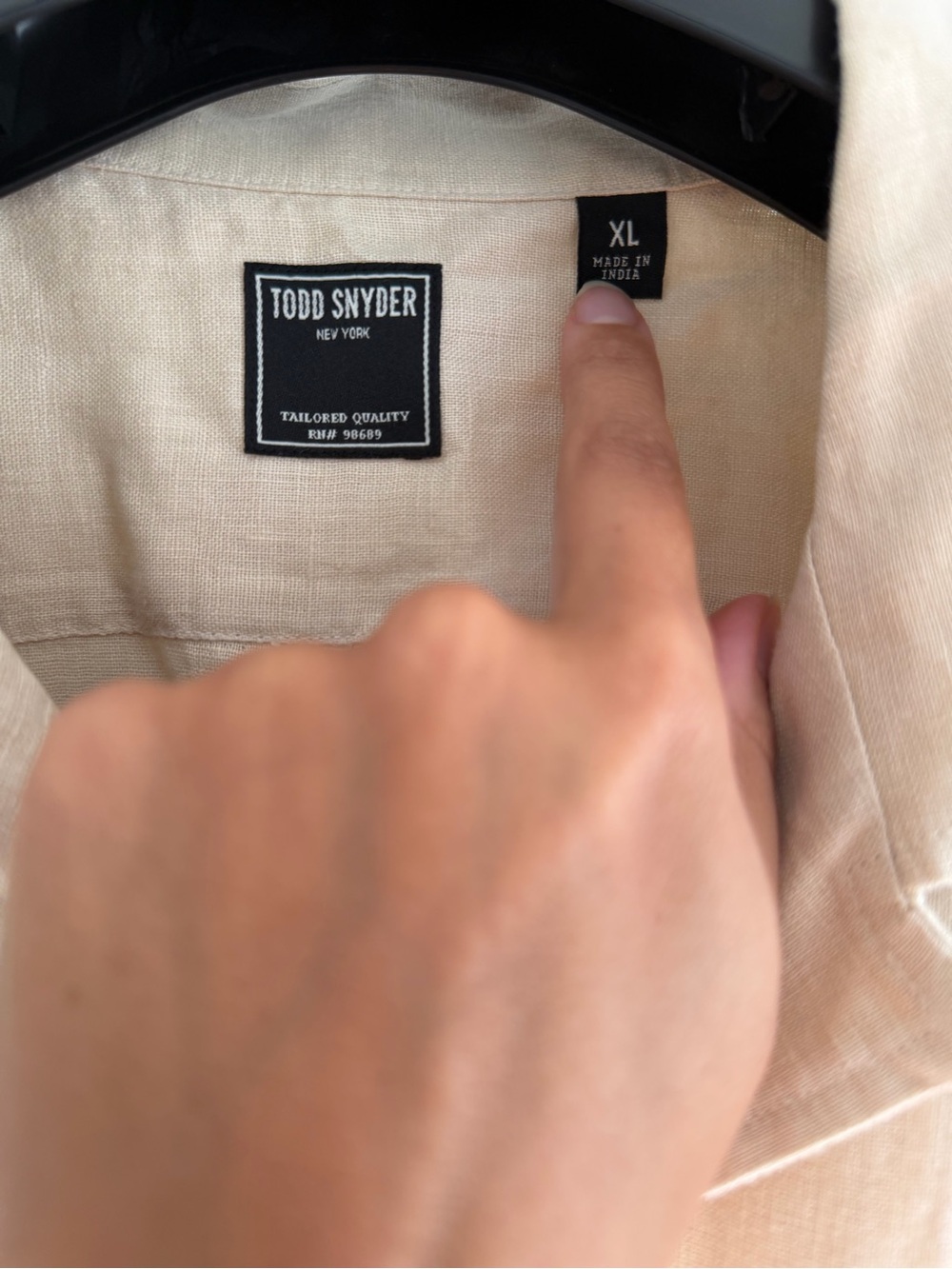 Todd Snyder Men’s Casual Button-Down Shirt in Light Beige